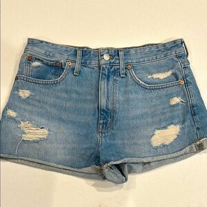 Madewell relaxed denim shorts, distressed size 28